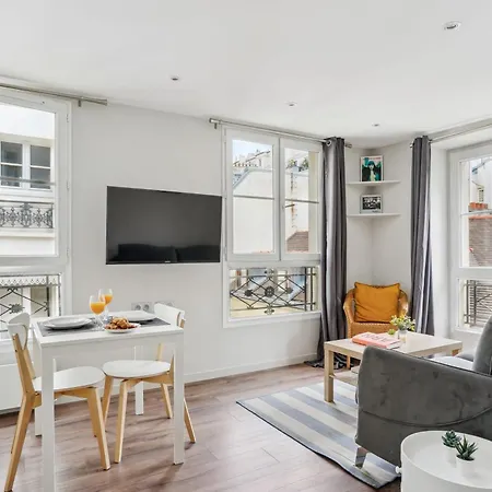 1Br Near Republique Paris